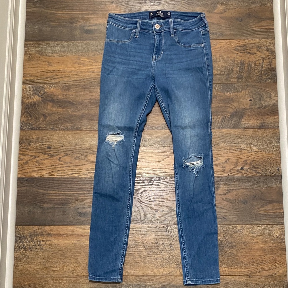 2 pairs of Hollister Low-Rise Jean Legging